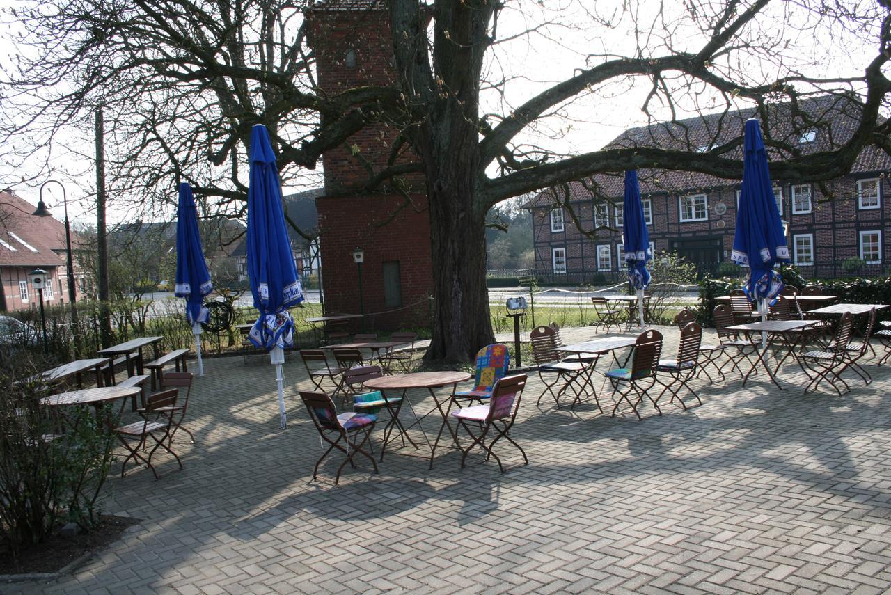Sassenburg Zum Landhaus Dannenbuettel מראה חיצוני תמונה